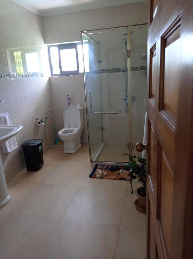 Apartment Les Forbans Selfcatering Takamaka