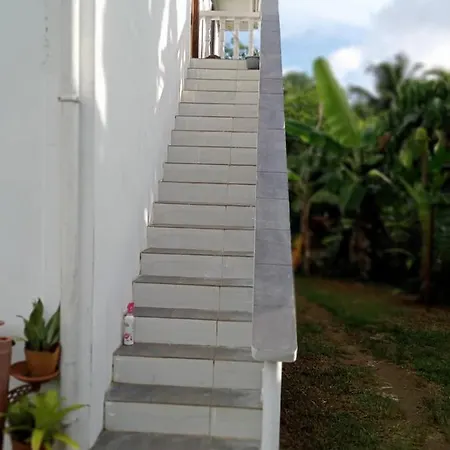 Les Forbans Selfcatering Apartment Takamaka Exterior photo