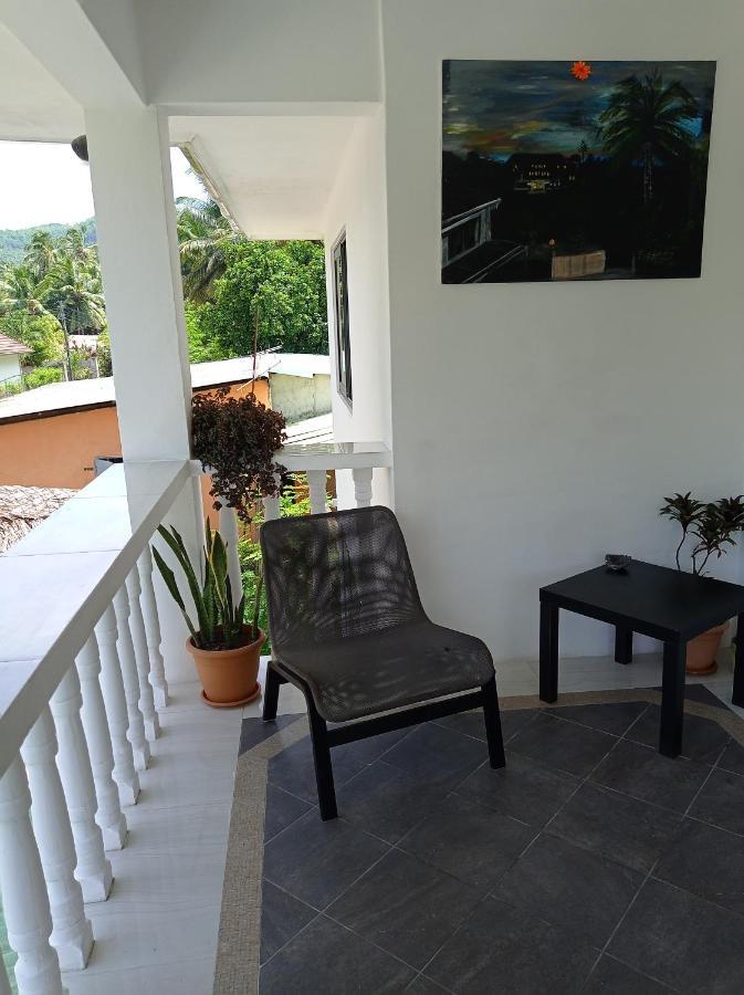 Les Forbans Selfcatering Apartment Takamaka